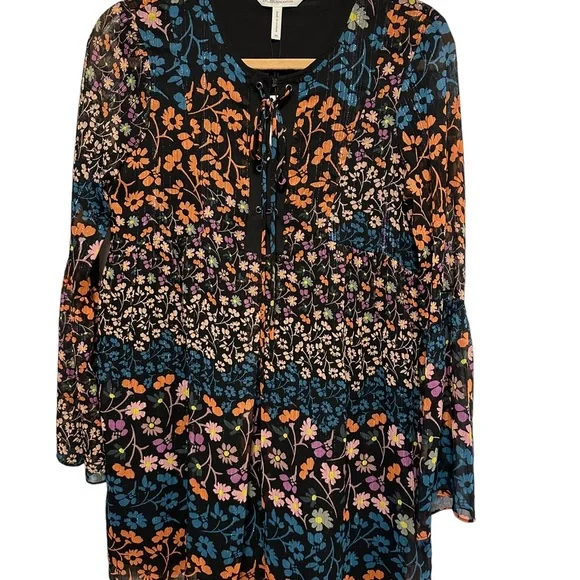 NWT BCBG Lace Up Front Floral with Metallic Threads Print Dress XS - Picture 9 of 12